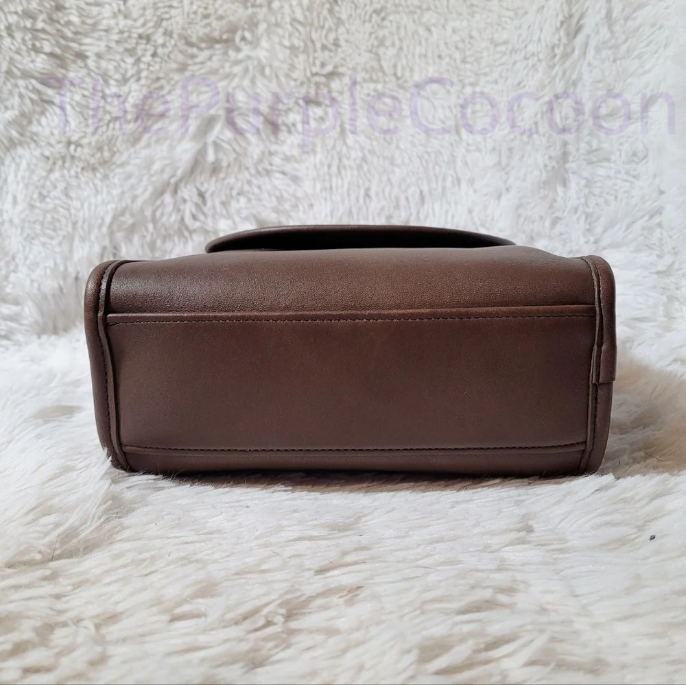 SOLD!!! Taupe Vintage Coach Regina Bag #9983 - Picture 5 of 10